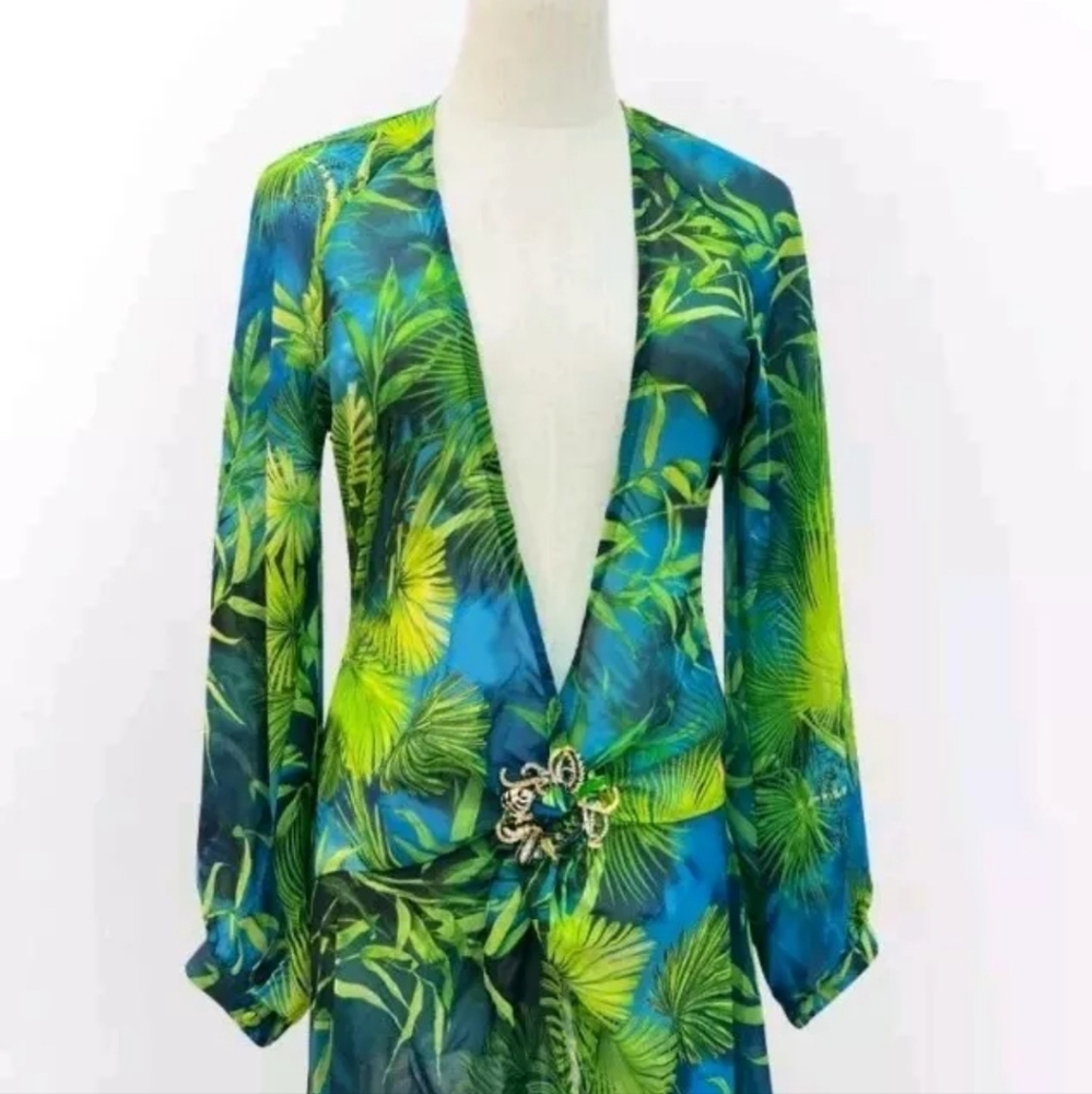 🌹NWT Shiphone Tropical Dress Buckle.